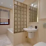 Appartamento Center 4 - Jacuzzi By Grand